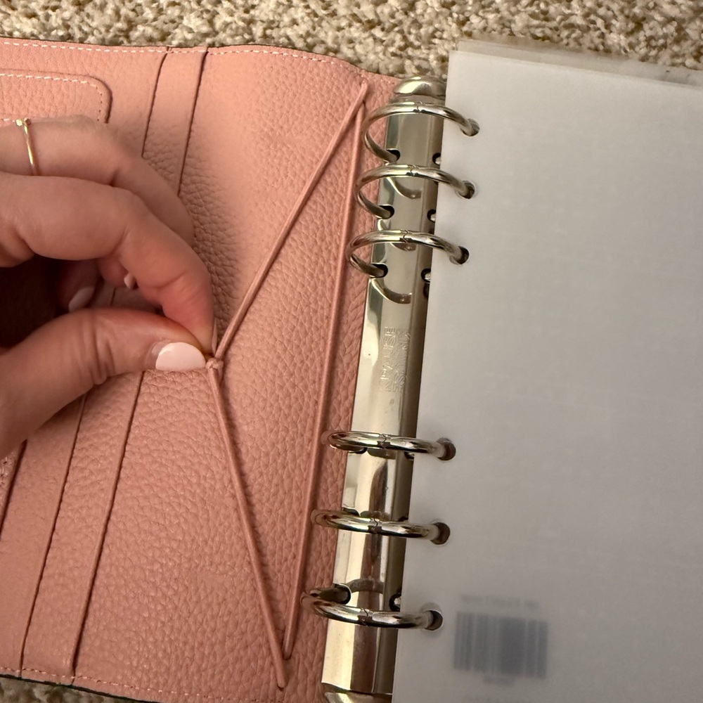 Aura Estelle B6 Black/Pink Planner - Picture 9 of 9